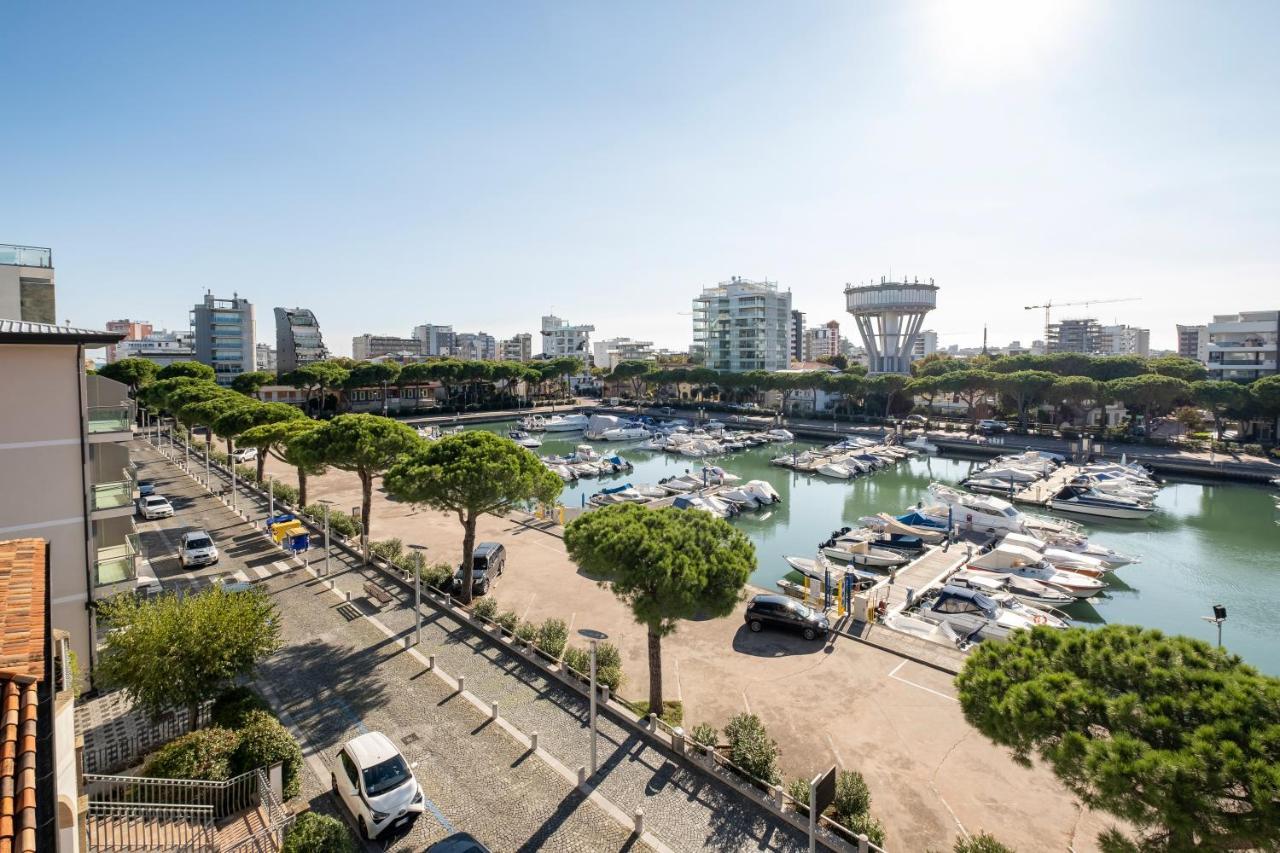 Hotel Mare Lignano Sabbiadoro Eksteriør billede